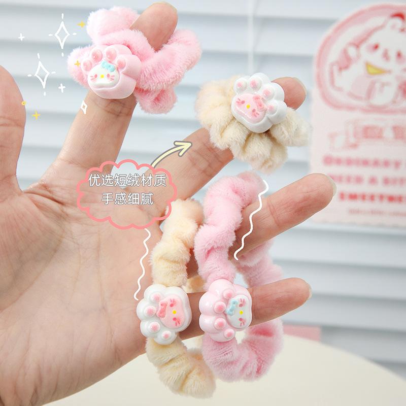 Cột tóc lông xù charm chân cún, mã 630
Sỉ 2.8k-duoc-ban-tai-Kho Sỉ Phụ Kiện Sipuki