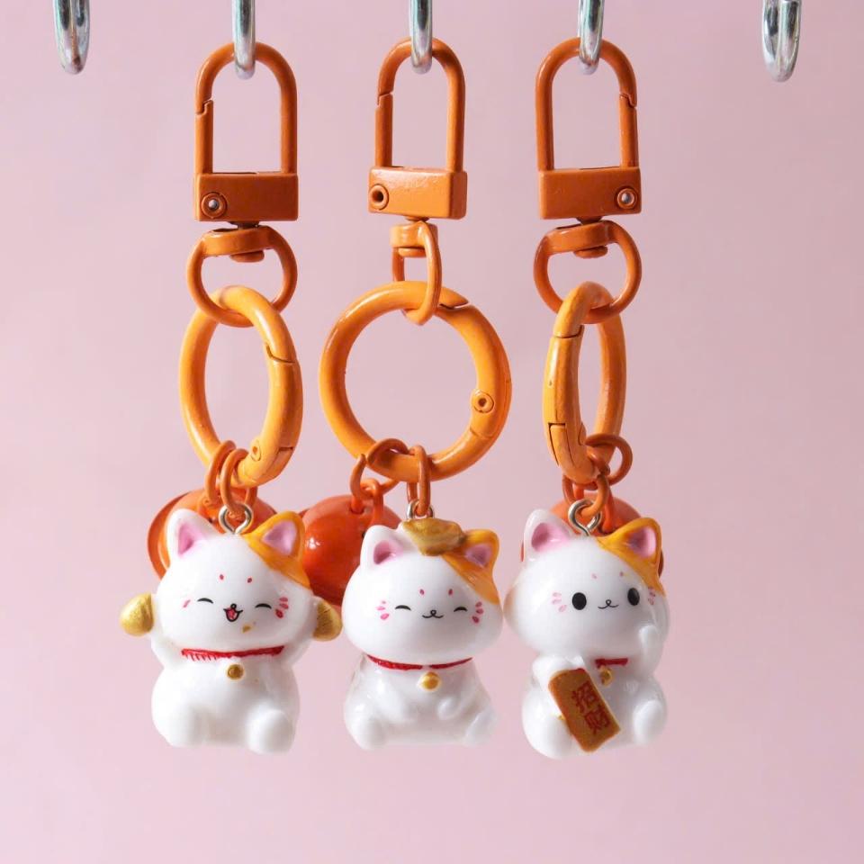 Móc khóa mèo chuông tài lộc, mã K56
Sỉ 82k/10 cái-duoc-ban-tai-Kho Sỉ Phụ Kiện Sipuki