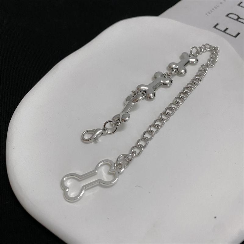 Vòng đeo tay khúc xương cá tính, mã V40
Sỉ 59k/10 cái-duoc-ban-tai-Kho Sỉ Phụ Kiện Sipuki