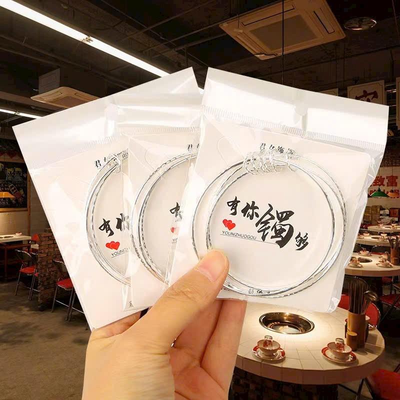 Vòng đeo tay tăng giảm nhiều mẫu, mã V625
Sỉ 85k/10 cái-duoc-ban-tai-Kho Sỉ Phụ Kiện Sipuki