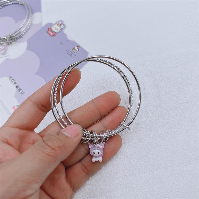 Vòng đeo tay gắn charm xinh, mã 536
Sỉ 8.8k-duoc-ban-tai-Kho Sỉ Phụ Kiện Sipuki