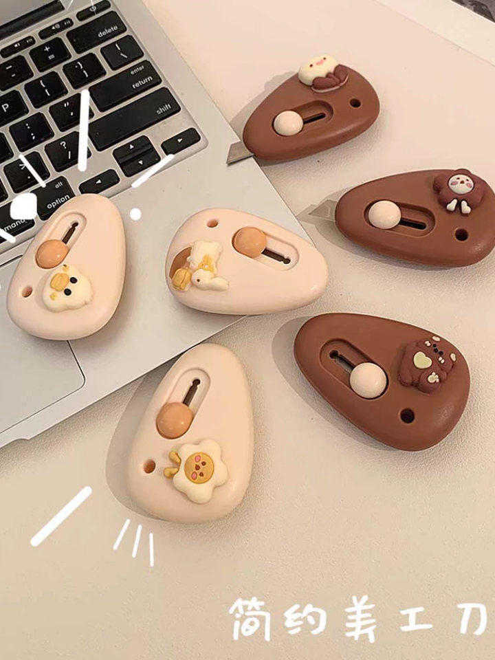 Rọc giấy màu cafe thơm ngon có túi treo, mã 298
Sỉ 5.9k-duoc-ban-tai-Kho Sỉ Phụ Kiện Sipuki
