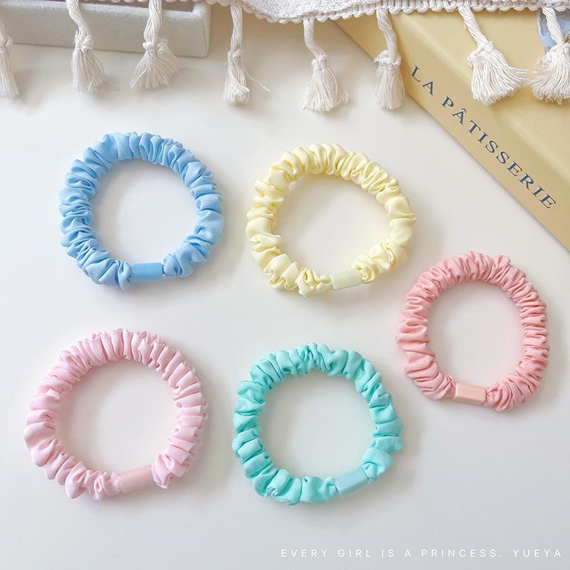 Cột tóc nhún màu trơn, mã C73
Sỉ 19k/10 cái-duoc-ban-tai-Kho Sỉ Phụ Kiện Sipuki