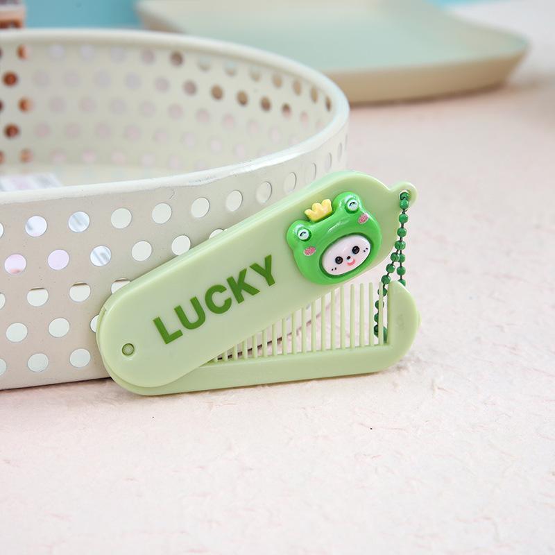 Lược gấp gọn mini bỏ túi ví làm móc khóa... mã 430
Sỉ 4.9k-duoc-ban-tai-Kho Sỉ Phụ Kiện Sipuki