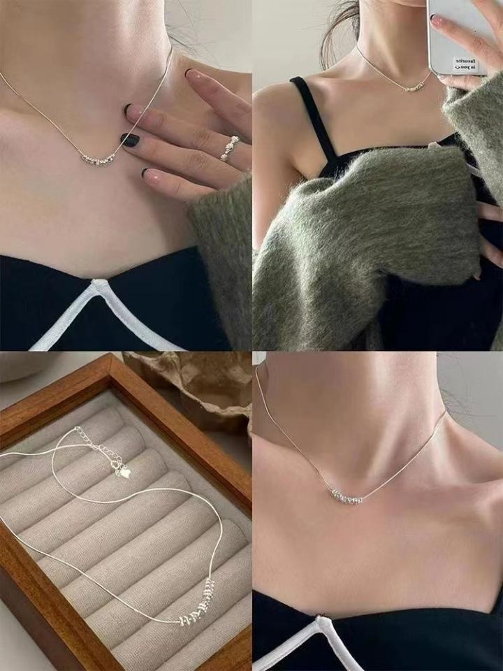 Vòng đeo cổ hạt đá chất đẹp, mã 308
Sỉ 85k/10 dây-duoc-ban-tai-Kho Sỉ Phụ Kiện Sipuki