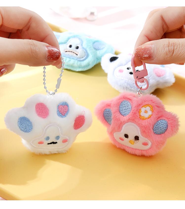 Móc khóa bàn chân cún màu sắc, mã 180
Sỉ 7.5k-duoc-ban-tai-Kho Sỉ Phụ Kiện Sipuki