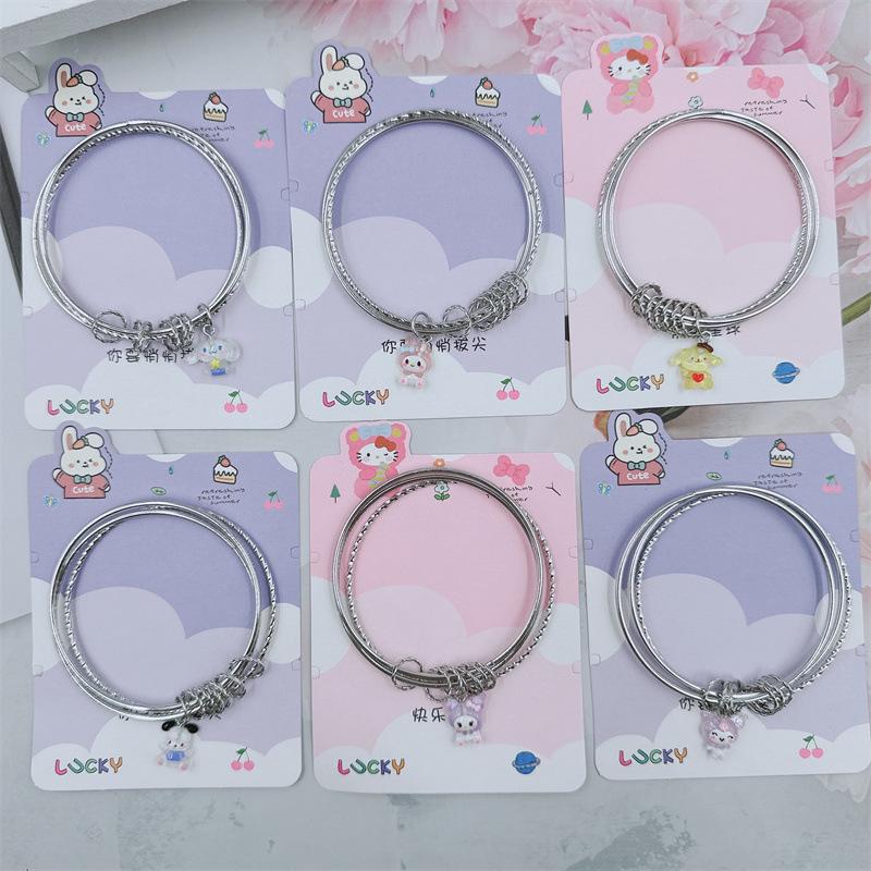 Vòng đeo tay gắn charm xinh, mã 536
Sỉ 8.8k-duoc-ban-tai-Kho Sỉ Phụ Kiện Sipuki