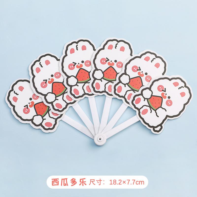 Quạt xòe cầm tay chất nhựa hạo tiết 2D siêu cưng, mã hàng 909
-duoc-ban-tai-Kho Sỉ Phụ Kiện Sipuki