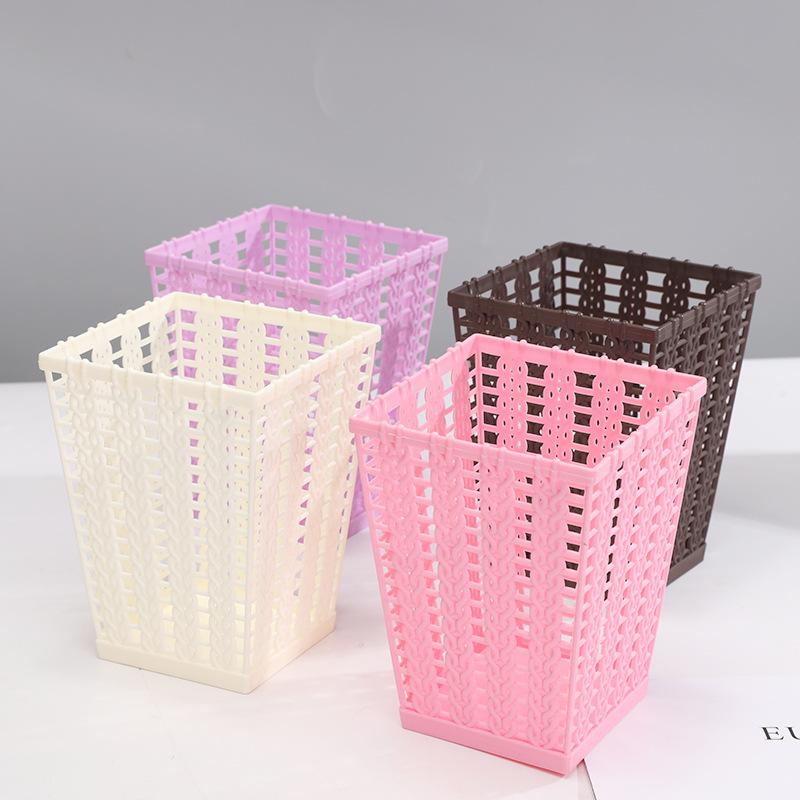 Rổ bút vuông tròn caro, mã 041
-duoc-ban-tai-Kho Sỉ Phụ Kiện Sipuki