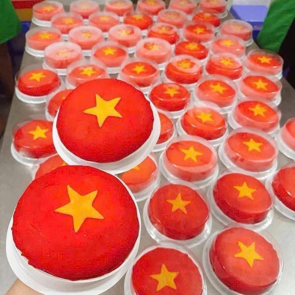 Ngàn lớp sầu đỏ sao vàng-duoc-ban-tai-0971888337