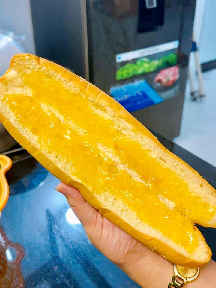 Bánh mì bơ sữa-duoc-ban-tai-0971888337