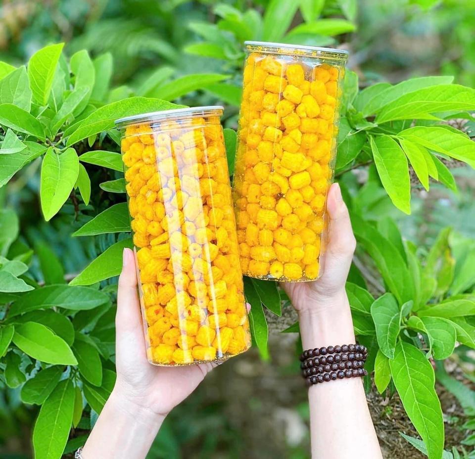Nui bơ cay 300g -duoc-ban-tai-KHO SỈ ĂN VẶT SÀI GÒN - CHỢ LỚN