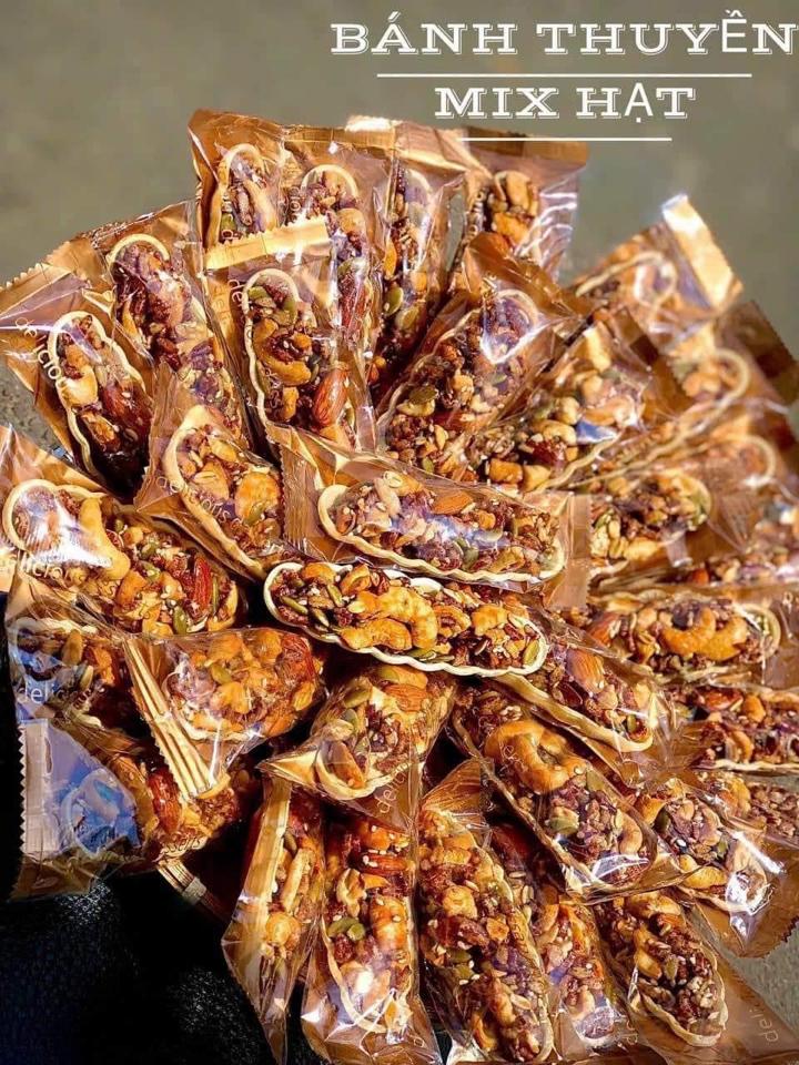 Bánh thuyền mix hạt 500gr-duoc-ban-tai-KHO SỈ ĂN VẶT SÀI GÒN - CHỢ LỚN