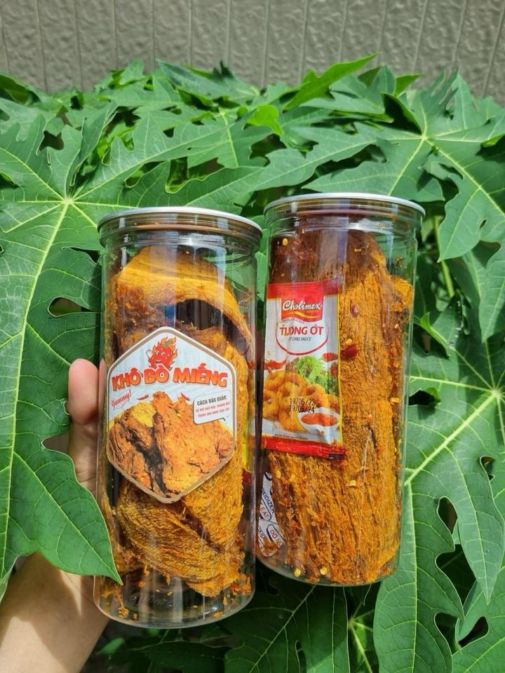 Khô bò miếng 300g-duoc-ban-tai-KHO SỈ ĂN VẶT SÀI GÒN - CHỢ LỚN