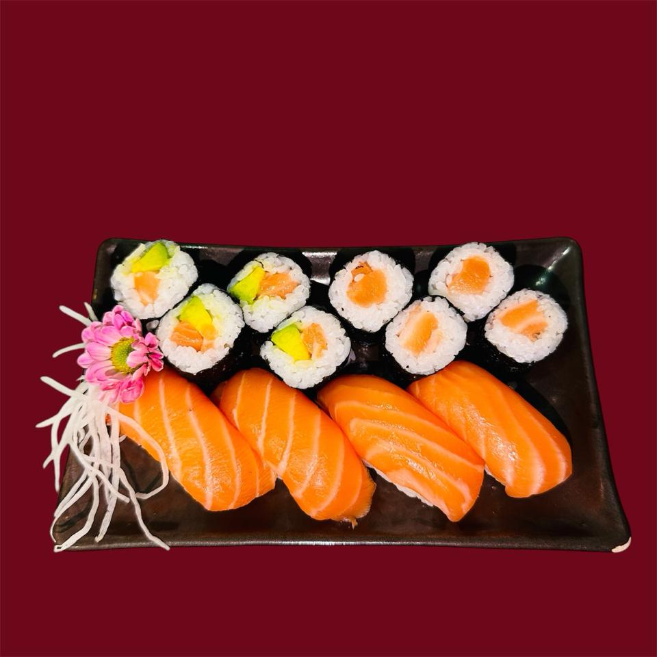 Combo Sushi Cá Hồi 1 -duoc-ban-tai-Hisashi Sushi