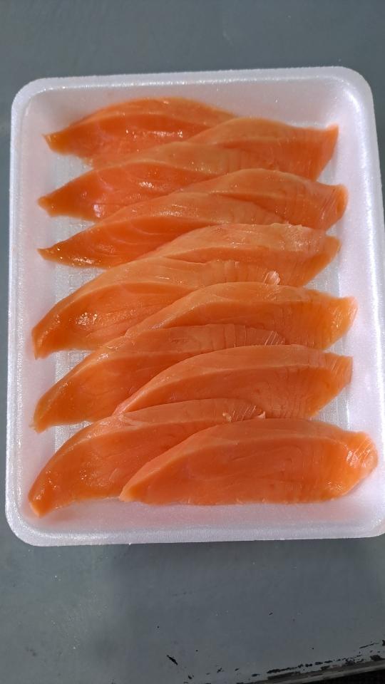Shushi -duoc-ban-tai-Cá hồi