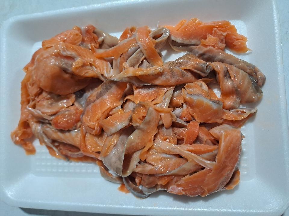 Thịt vụn cho Pet-duoc-ban-tai-Cá hồi