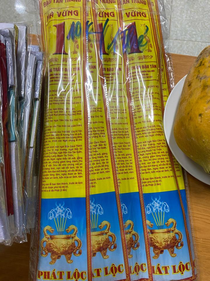 Hương thắp hà vững-duoc-ban-tai-Gia Dụng Tạp Hoá Phương Chi