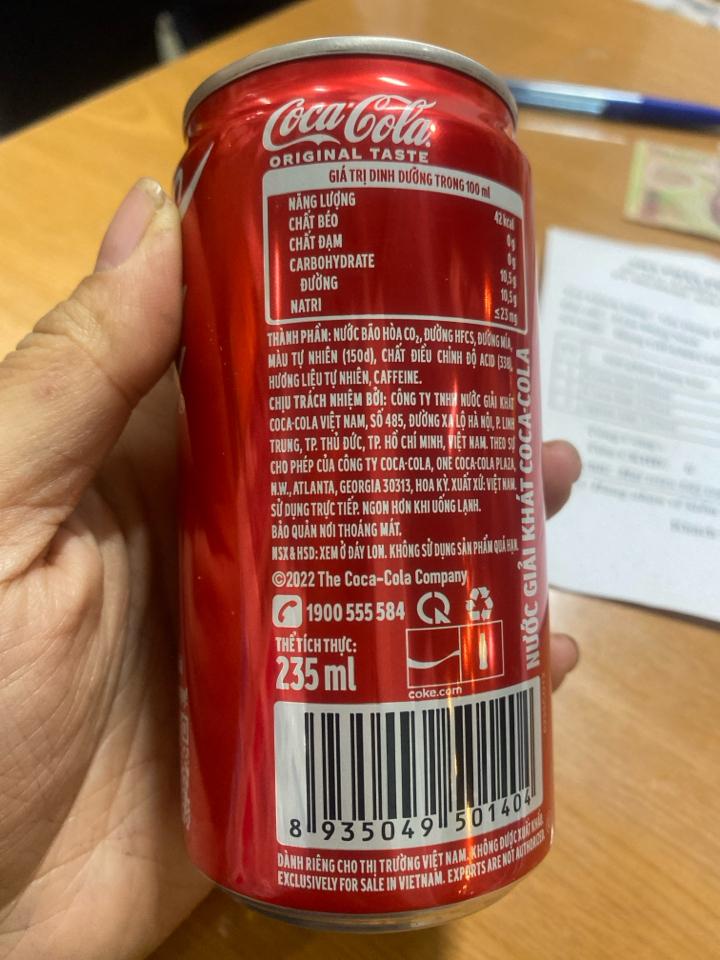 Coca lon bé 235ml -duoc-ban-tai-Gia Dụng Tạp Hoá Phương Chi