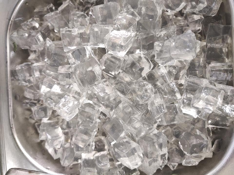 Thạch vải-duoc-ban-tai-Sương Sâm Tâm Việt