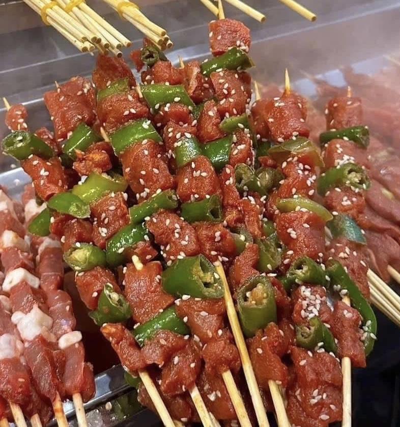 Bò Ớt Xanh -duoc-ban-tai-Đồ Nướng Trung Quốc - Khoai Thị Sắn