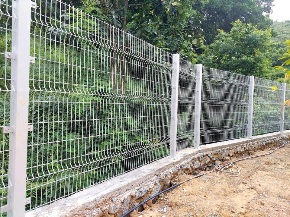 Lưới vuông 5/5;5/10;5/20-duoc-ban-tai-Phụ kiện cửa Dương Kha