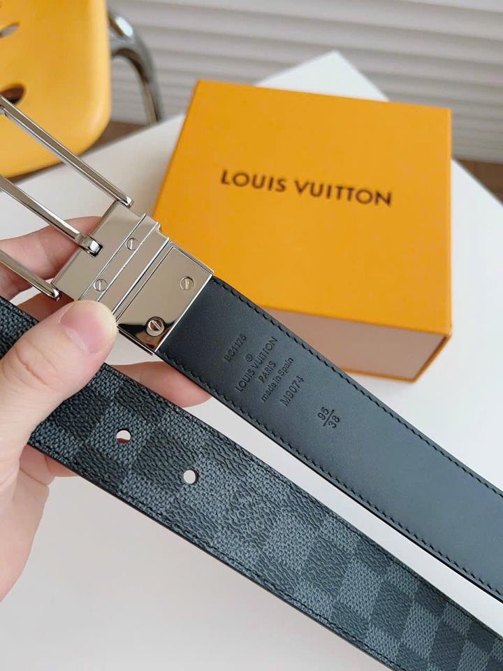 Dây lưng LV khoá kim-duoc-ban-tai-Ruby Boutique 