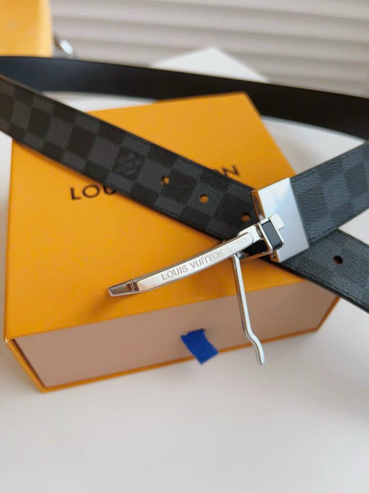 Dây lưng LV khoá kim-duoc-ban-tai-Ruby Boutique 