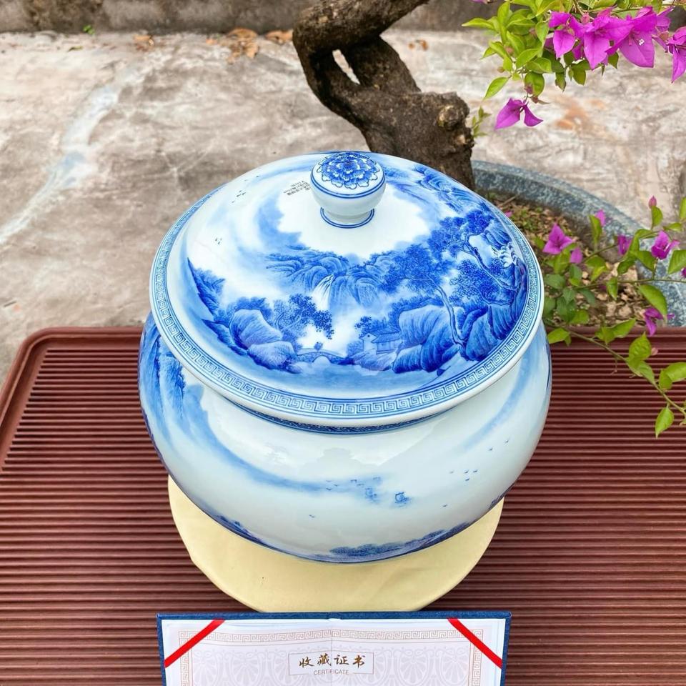 Hũ Trà Sơn Thuỷ Nung Củi-duoc-ban-tai-Cộng Đồng Luxury Nguyễn VănAnh