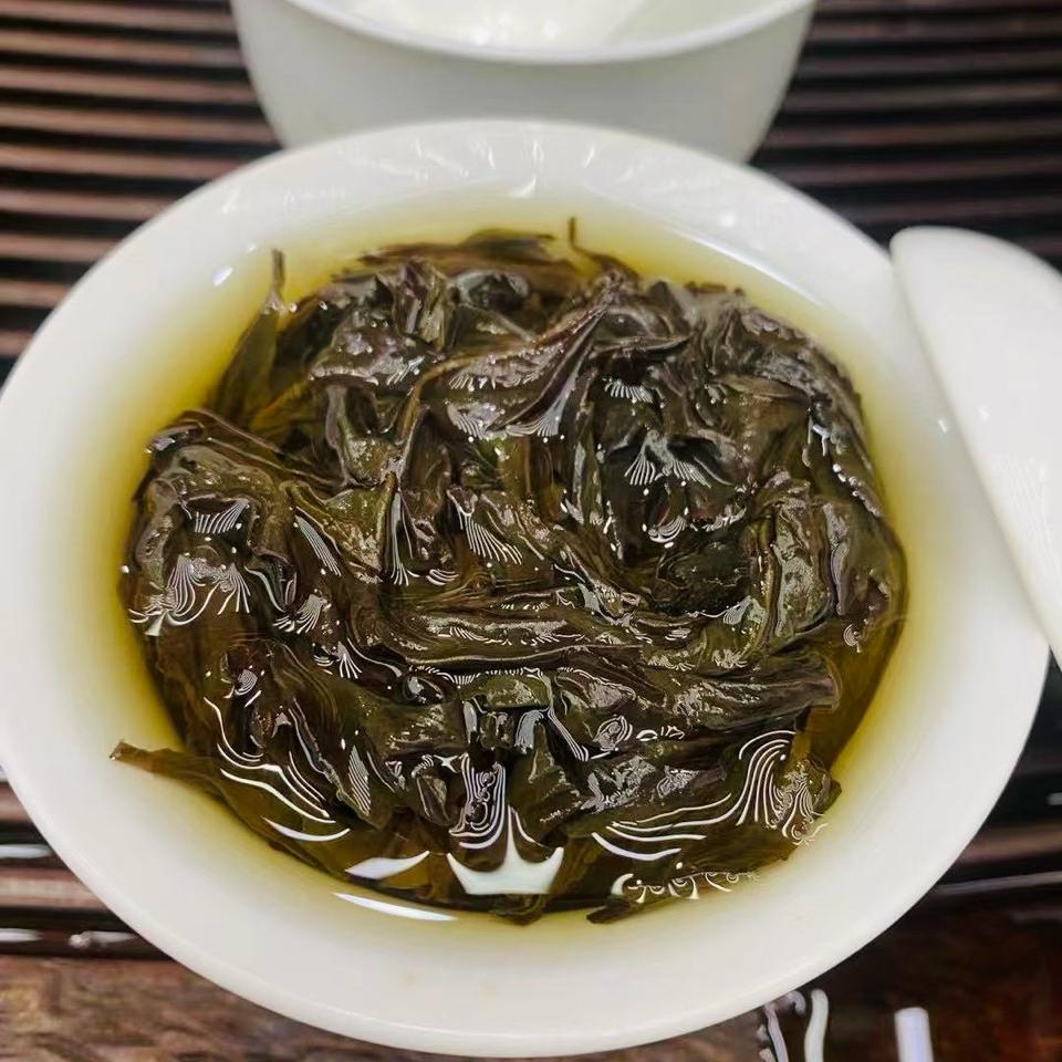 Trà Đại Hồng Bào 250gram Luxury-duoc-ban-tai-Cộng Đồng Luxury Nguyễn VănAnh
