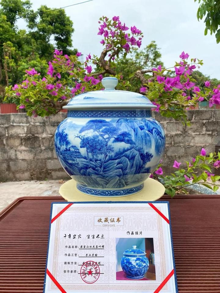 Hũ Trà Sơn Thuỷ Nung Củi-duoc-ban-tai-Cộng Đồng Luxury Nguyễn VănAnh