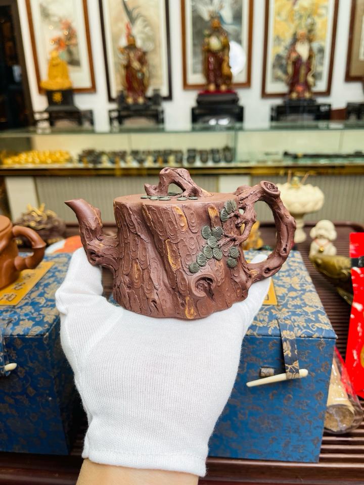 Ấm Tiểu Tùng Thung Hứa Hoa Phương-duoc-ban-tai-Cộng Đồng Luxury Nguyễn VănAnh