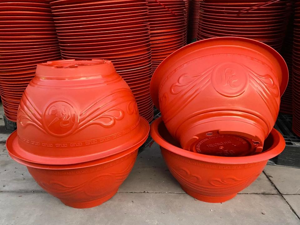 Chậu Truyền Thống 48-duoc-ban-tai-Vật tư cây cảnh Cỏ Ba Lá