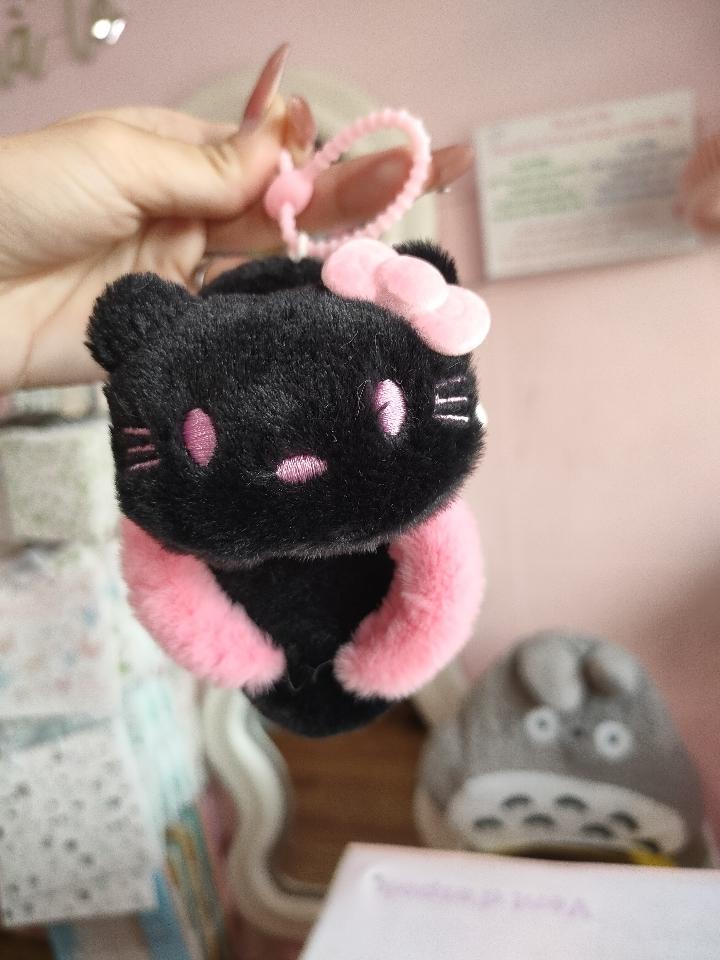 Móc khoá kitty dép-duoc-ban-tai-Shop Nhà Tô