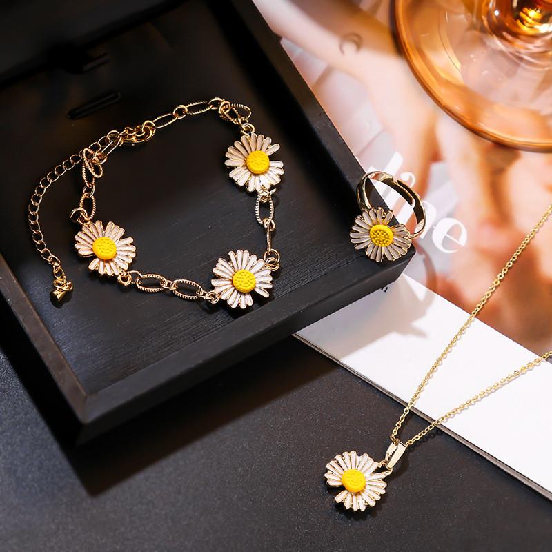 set 3 món bông cúc dễ thương S2-duoc-ban-tai-Phụ Kiện Mai Phuong Huynh