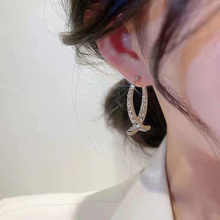 Bông tai lạ mắt cá tính B25-duoc-ban-tai-Phụ Kiện Mai Phuong Huynh