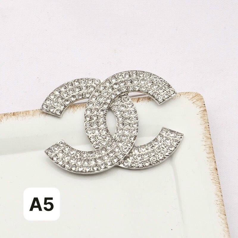 ghim cài áo CHANEL sang trọng G7-duoc-ban-tai-Phụ Kiện Mai Phuong Huynh