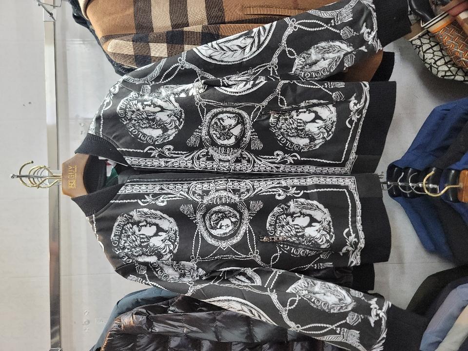 Áo Bomber DG 8134 in họa tiết-duoc-ban-tai-KIM MENSWEAR