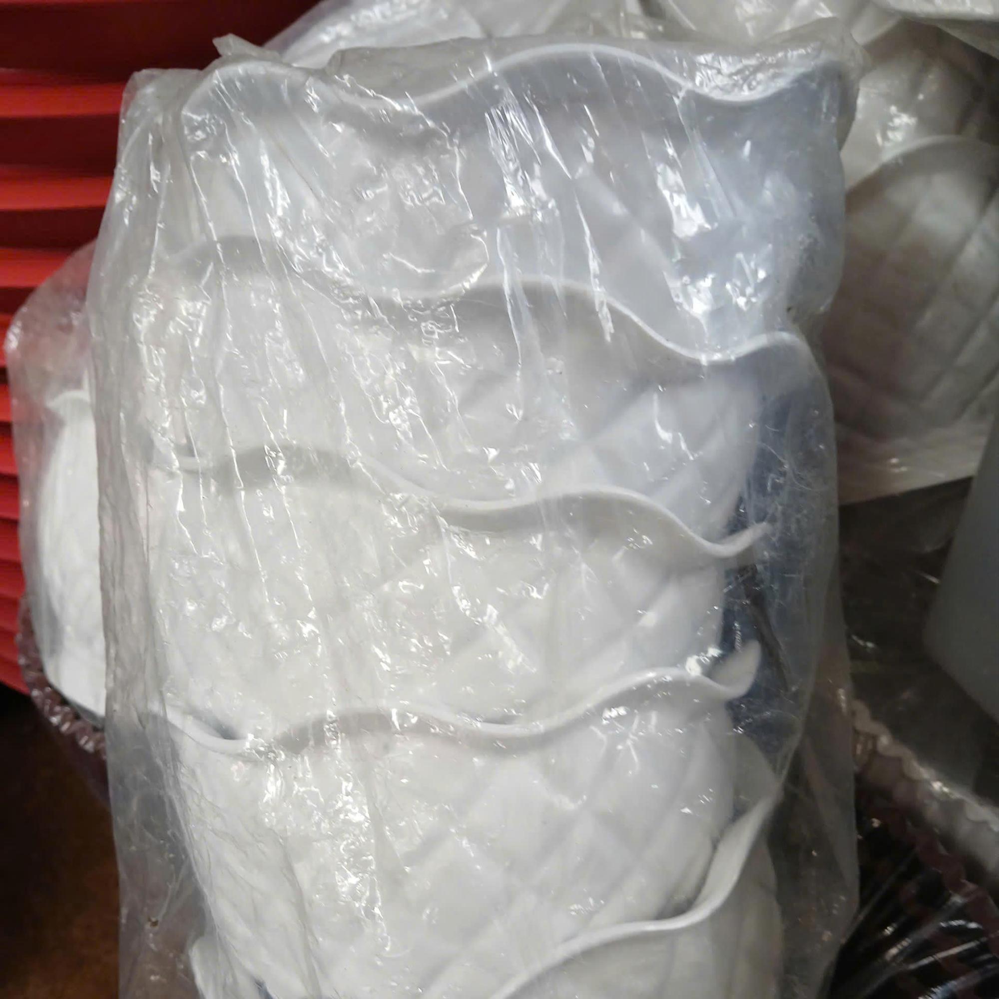 Chậu quả dứa -duoc-ban-tai-Chợ gốm Bảo Lộc