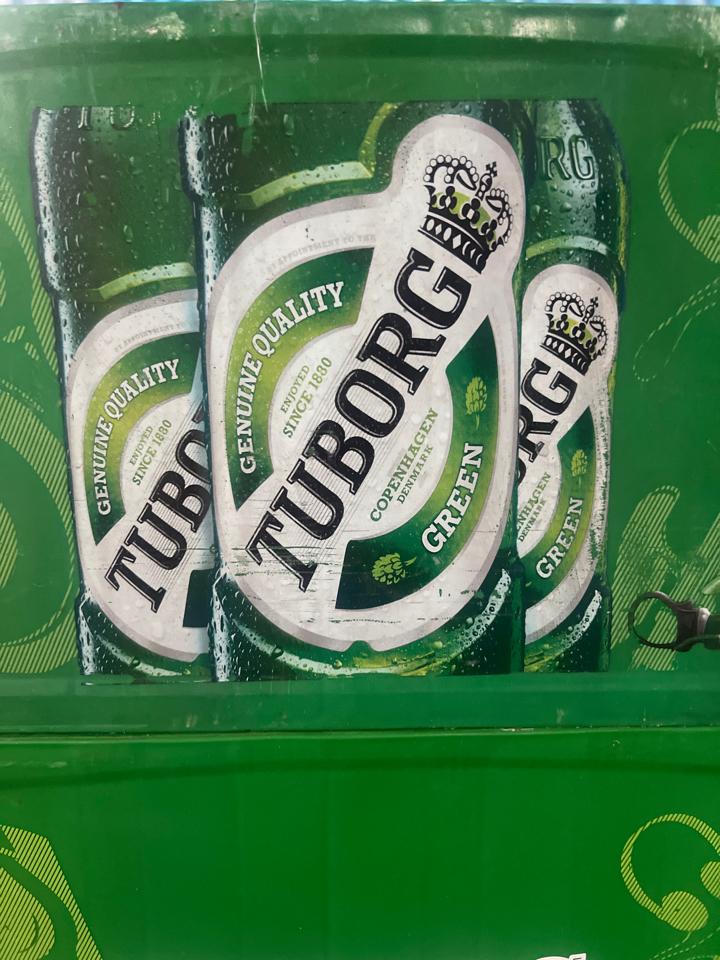 Bia Tuborg-duoc-ban-tai-ANH 3 Food & Beer