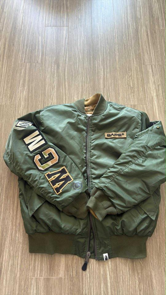 BAPE 2 mặt-duoc-ban-tai-NOSO 2hand