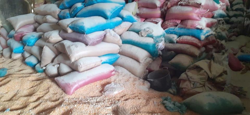 Bắp hạt bao 60kg-duoc-ban-tai-CÁM GẠO HẠNH DUY