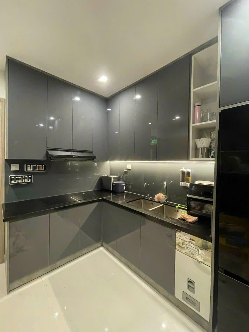 2PN1WC - Tòa S3.03 (tầng 11) - có sổ-duoc-ban-tai-Minh Vinhomes Grand Park