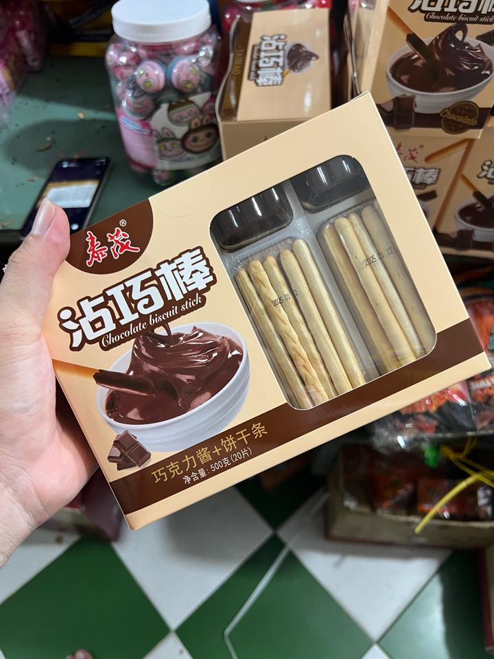 Chấm đũa-duoc-ban-tai-LV