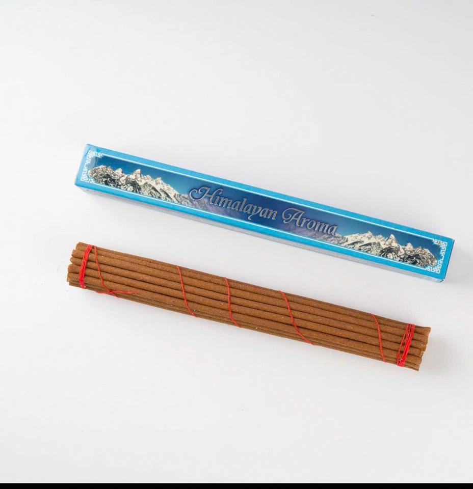 Hương Hymalaya Aroma-duoc-ban-tai-Samaya Shop chuyên cung cấp pháp khí, vật phẩm Kim Cang Thừa và Phật giáo nói chung với giá cả hợp lý, chất lượng tốt, tạo điều kiện gieo duyên cho đạo hữu tu tập. Lợi nhuận từ shop được dành để cúng dường và hỗ trợ các hoạt động, sự kiện do trung tâm tổ chức