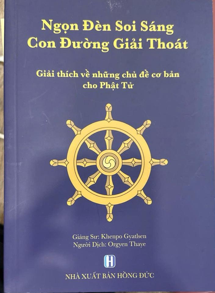 NGỌN ĐÈN SOI SÁNG CON ĐƯỜNG GIẢI THOÁT-duoc-ban-tai-Samaya Shop chuyên cung cấp pháp khí, vật phẩm Kim Cang Thừa và Phật giáo nói chung với giá cả hợp lý, chất lượng tốt, tạo điều kiện gieo duyên cho đạo hữu tu tập. Lợi nhuận từ shop được dành để cúng dường và hỗ trợ các hoạt động, sự kiện do trung tâm tổ chức