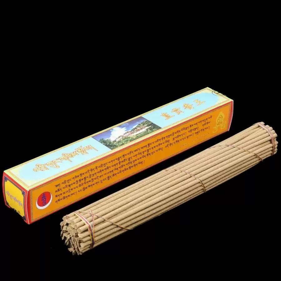 Hương truyền thừa Drikung Kagyu-duoc-ban-tai-Samaya Shop chuyên cung cấp pháp khí, vật phẩm Kim Cang Thừa và Phật giáo nói chung với giá cả hợp lý, chất lượng tốt, tạo điều kiện gieo duyên cho đạo hữu tu tập. Lợi nhuận từ shop được dành để cúng dường và hỗ trợ các hoạt động, sự kiện do trung tâm tổ chức