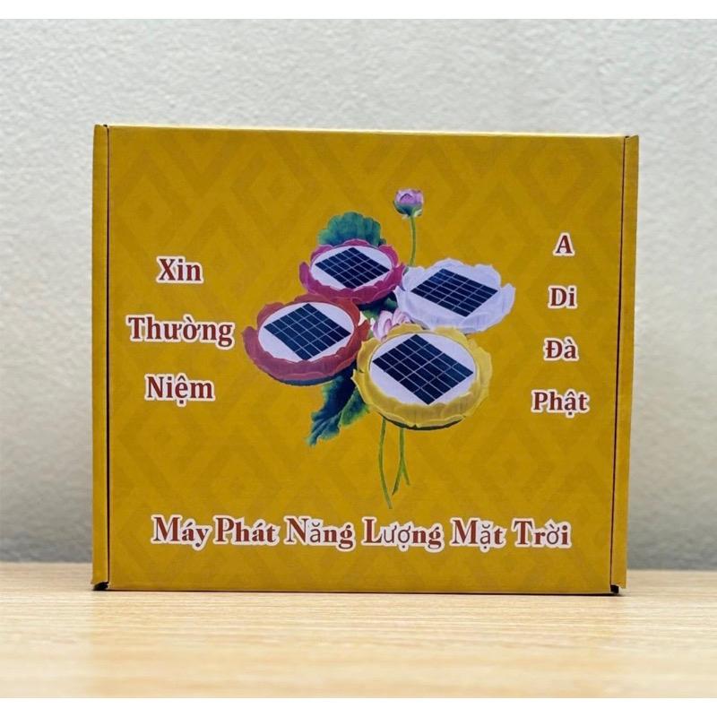 Đài Niệm Phật Năng Lượng Mặt Trời Có 20 Bài Kiểu Bông Sen Chất Lượng Cao-duoc-ban-tai-Samaya Shop chuyên cung cấp pháp khí, vật phẩm Kim Cang Thừa và Phật giáo nói chung với giá cả hợp lý, chất lượng tốt, tạo điều kiện gieo duyên cho đạo hữu tu tập. Lợi nhuận từ shop được dành để cúng dường và hỗ trợ các hoạt động, sự kiện do trung tâm tổ chức