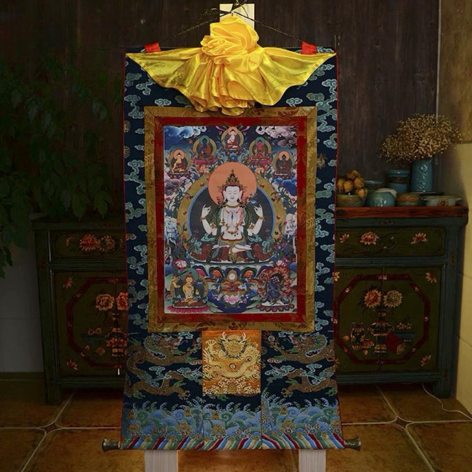 Thangka Quan Âm Tứ Thủ-duoc-ban-tai-Samaya Shop chuyên cung cấp pháp khí, vật phẩm Kim Cang Thừa và Phật giáo nói chung với giá cả hợp lý, chất lượng tốt, tạo điều kiện gieo duyên cho đạo hữu tu tập. Lợi nhuận từ shop được dành để cúng dường và hỗ trợ các hoạt động, sự kiện do trung tâm tổ chức
