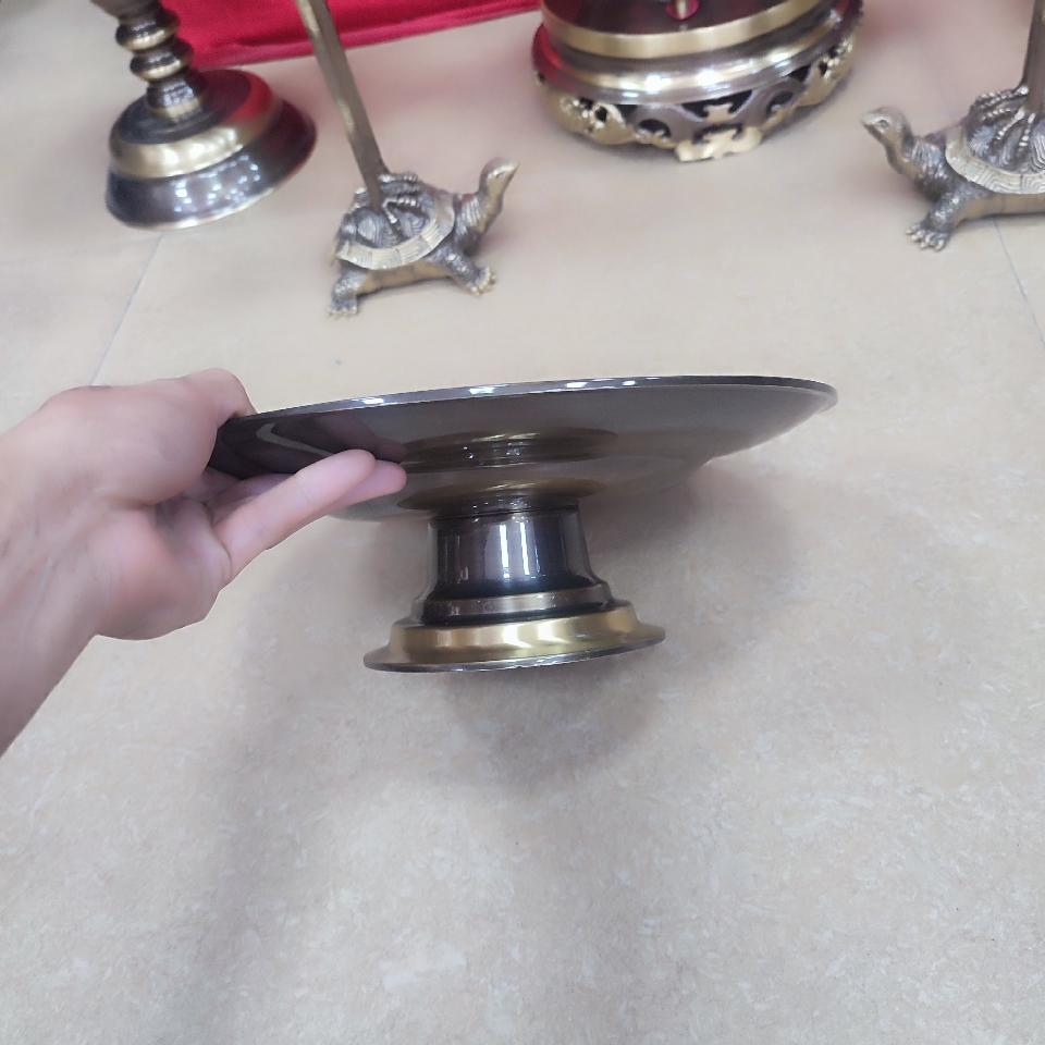 Đĩa đồng 28cm hàng đẹp loại 1-duoc-ban-tai-Làng Nghề Gò Đúc Đồng Đại Bái